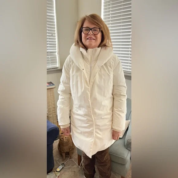 Aritzia Wilfred cocoon parka white warm with goose down M - Picture 5 of 8